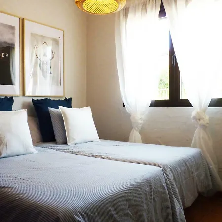 Holiday home Cabeza Lobera *